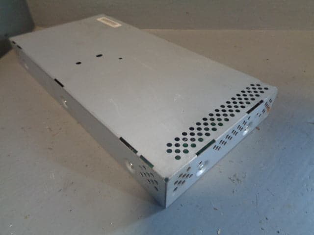 Range Rover L322 DVD Entertainment Module YIL000054 Land