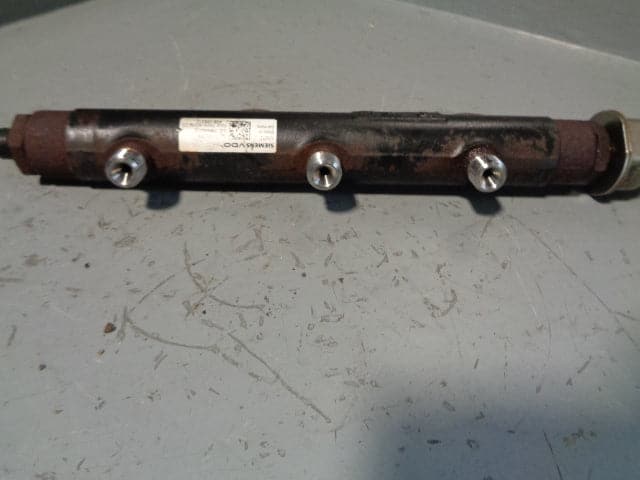 Discovery 3 Fuel Rail Diesel Range Rover Sport 2.7 TDV6