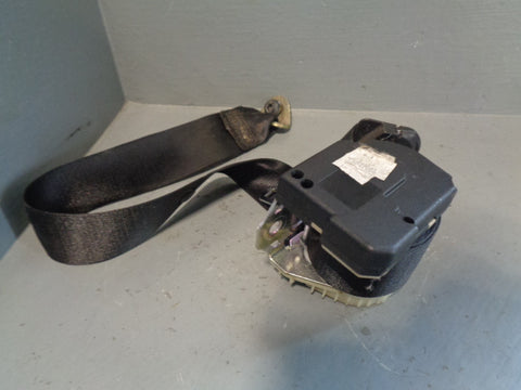 Range Rover L322 Seat Belt Off Side Rear in Black 2002