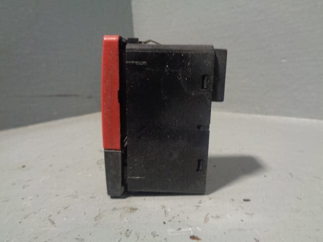 Range Rover L322 Hazard and Central Locking Switch 2002