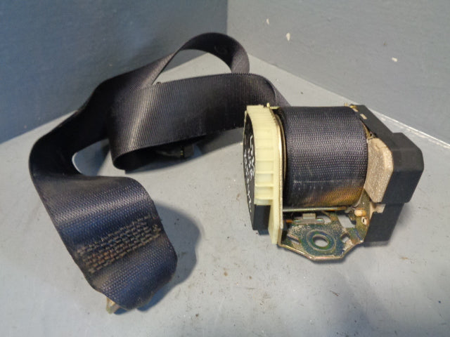 Range Rover L322 Seat Belt Near Side Rear in Blue 2002