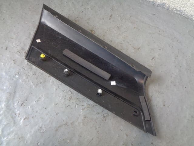 Range Rover D Pillar Trim Cover L322 Near Side Rear