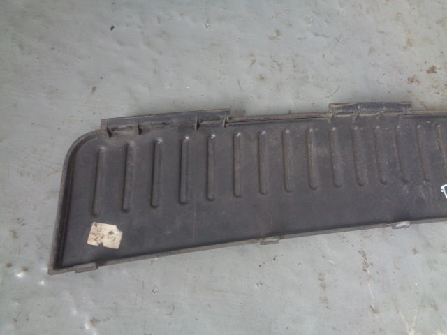 Range Rover Sport Bumper Protection Plate Rear DOE000021XXX