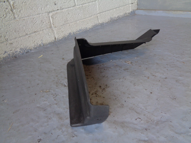 Discovery 2 Seat Base Trim Near Side Front Black AWR3427