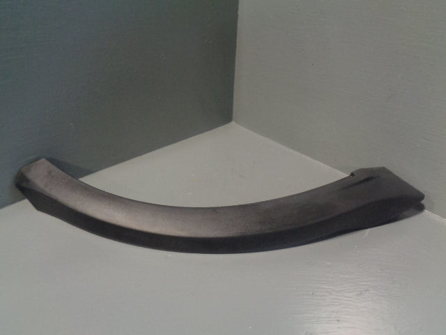 Range Rover Sport Wheel Arch Trim Near Side Rear DDE790051