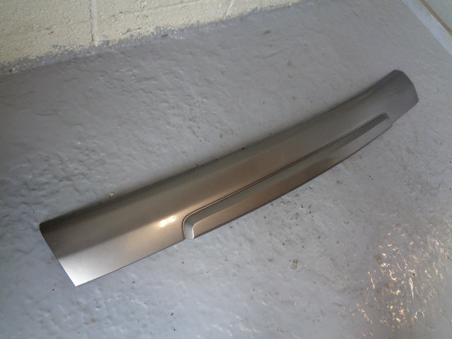 Range Rover Sport Tailgate Handle Trim Stornoway Grey L320