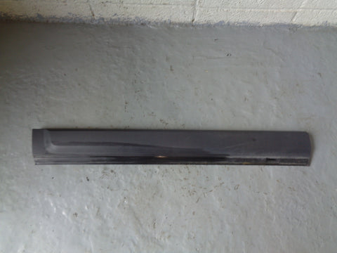 Discovery 4 Lower Door Trim Front Near Side Land Rover 2009