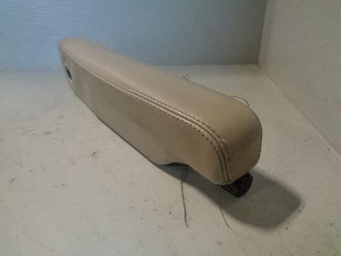 Discovery 4 Armrest Near Side Passenger Alpaca Land Rover 2009 to 2013