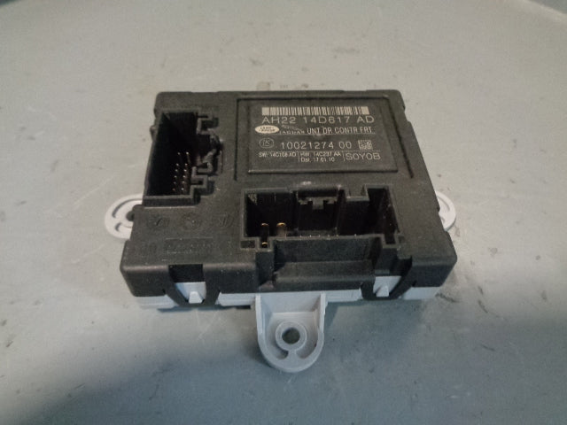 Discovery 4 Door Control Module ECU Near Side Front AH22