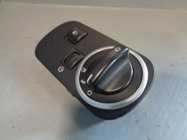 Discovery 4 Headlight Switch AH22 13A024 BB Land Rover 2009