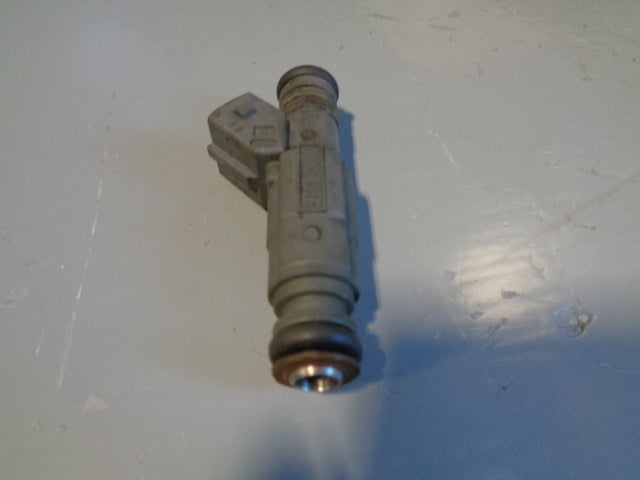 BMW X5 Fuel Injector Bosch 4.4i V8 280155823 E35 Petrol 2001