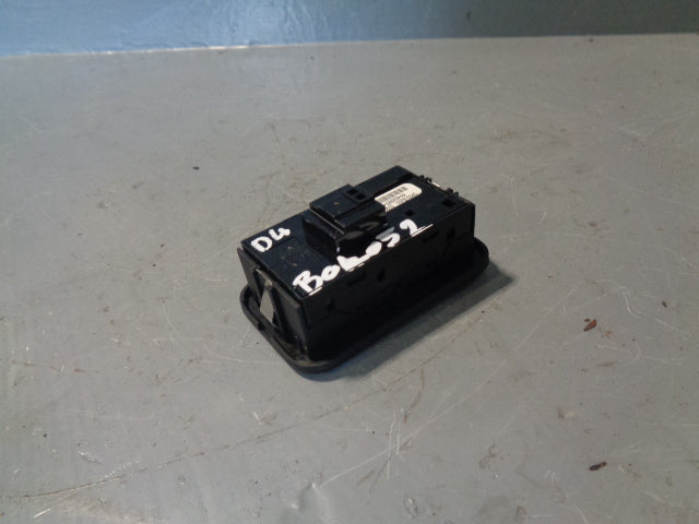 Discovery 4 Rear Radio Volume Control Switch Land Rover