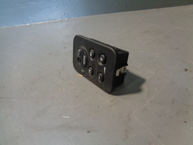 Discovery 4 Rear Radio Volume Control Switch Land Rover