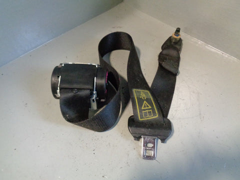 Freelander 1 Seat Belt Centre Rear in Black 5 Door Land Rover 1998 to 2006