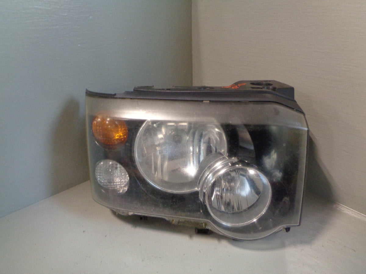 Discovery 2 Headlight Off Side Facelift Td5 V8 2002 to 2004 Land Rover R08113