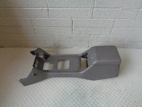 Discovery 2 Centre Console Arm Rest Grey Manual Land Rover 1998 to 2002 R07083