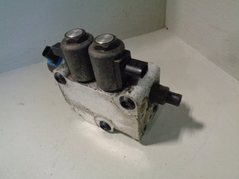 Range Rover Sport ARC ACE Anti Roll Valve Block L320 RVH000065 Spares or Repairs