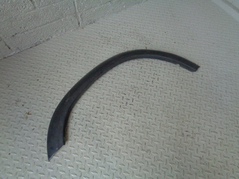 Discovery 2 Wheel Arch Moulding Wing Trim Near Side Front Land Rover DFJ100450