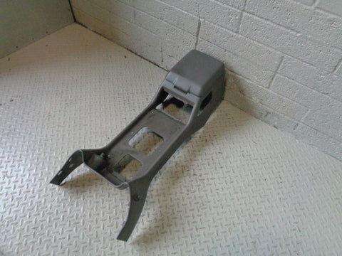 Discovery 2 Centre Console Arm Rest Grey Manual Land Rover 1998 to 2002 R20103