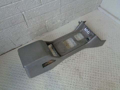 Discovery 2 Centre Console Arm Rest Grey Manual Land Rover 1998 to 2002 R20103