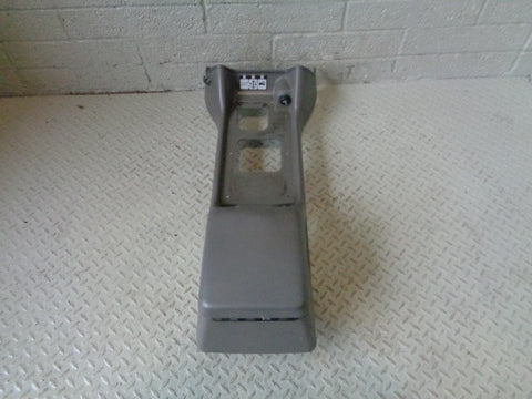 Discovery 2 Centre Console Arm Rest Grey Manual Land Rover 1998 to 2002 R20103