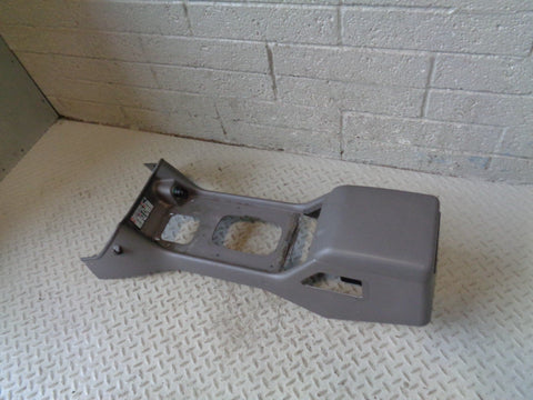 Discovery 2 Centre Console Arm Rest Grey Auto Land Rover 1998 to 2002 R26014