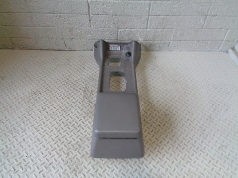 Discovery 2 Centre Console Arm Rest Grey Auto Land Rover 1998 to 2002 R26014