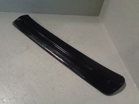 Discovery 2 Trim Rubbing Strip Off Side Rear Wing Land Rover 1998 to 2004