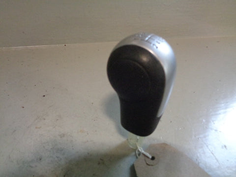 Freelander 2 Gear Knob Manual 6 Speed Silver Black Land Rover L359 2006 to 2011