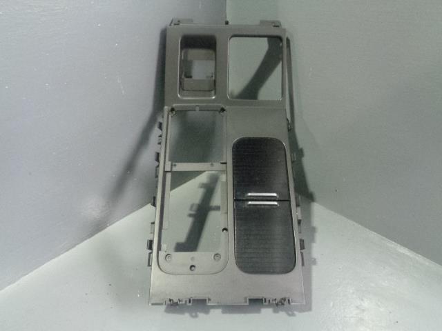 Range Rover L322 Centre Console Trim with Cup Holders 2009